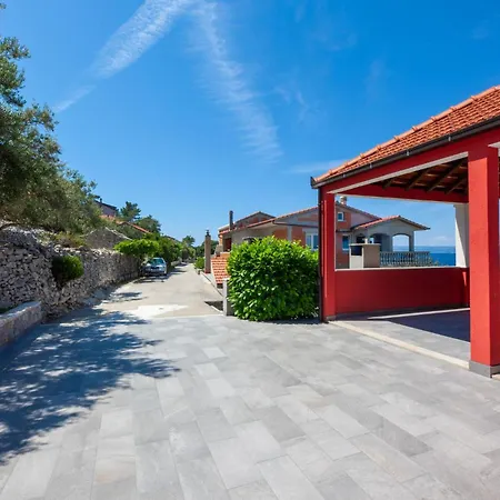 Three-bedroom In شقة بريغراديكا