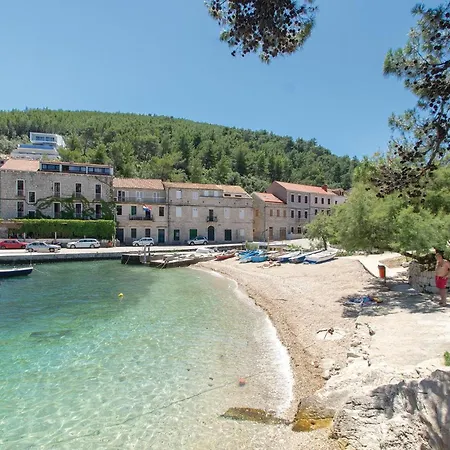 Three-bedroom In * Prigradica