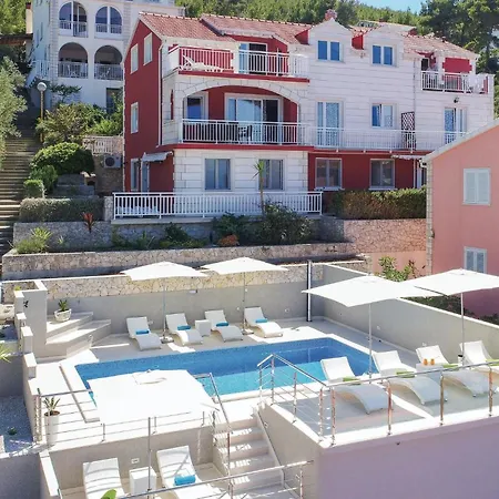 شقة Cozy In With House Sea View