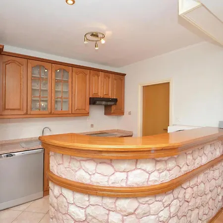 Three-bedroom In * Prigradica