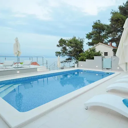 Cozy In With House Sea View 프리그라디차