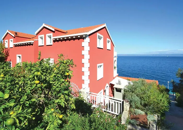 Διαμέρισμα Three-bedroom In